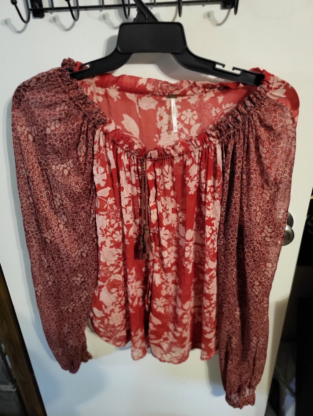 FREE PEOPLE SHEER TOP SZ XS